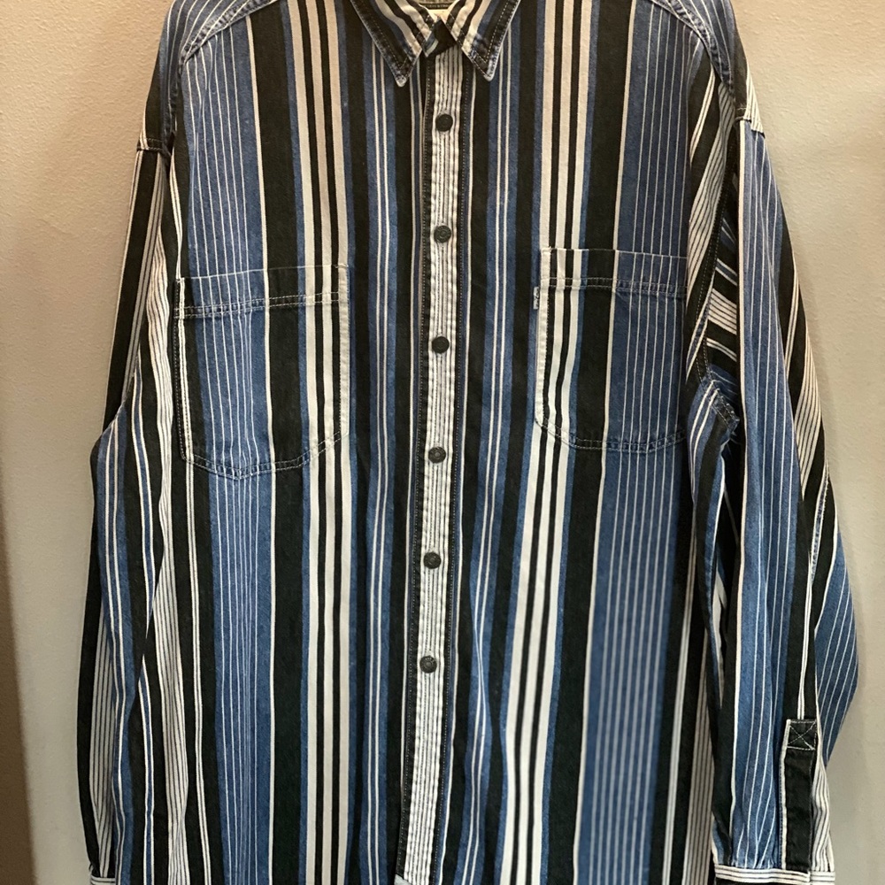 Vintage Levi’s Striped Button Up
